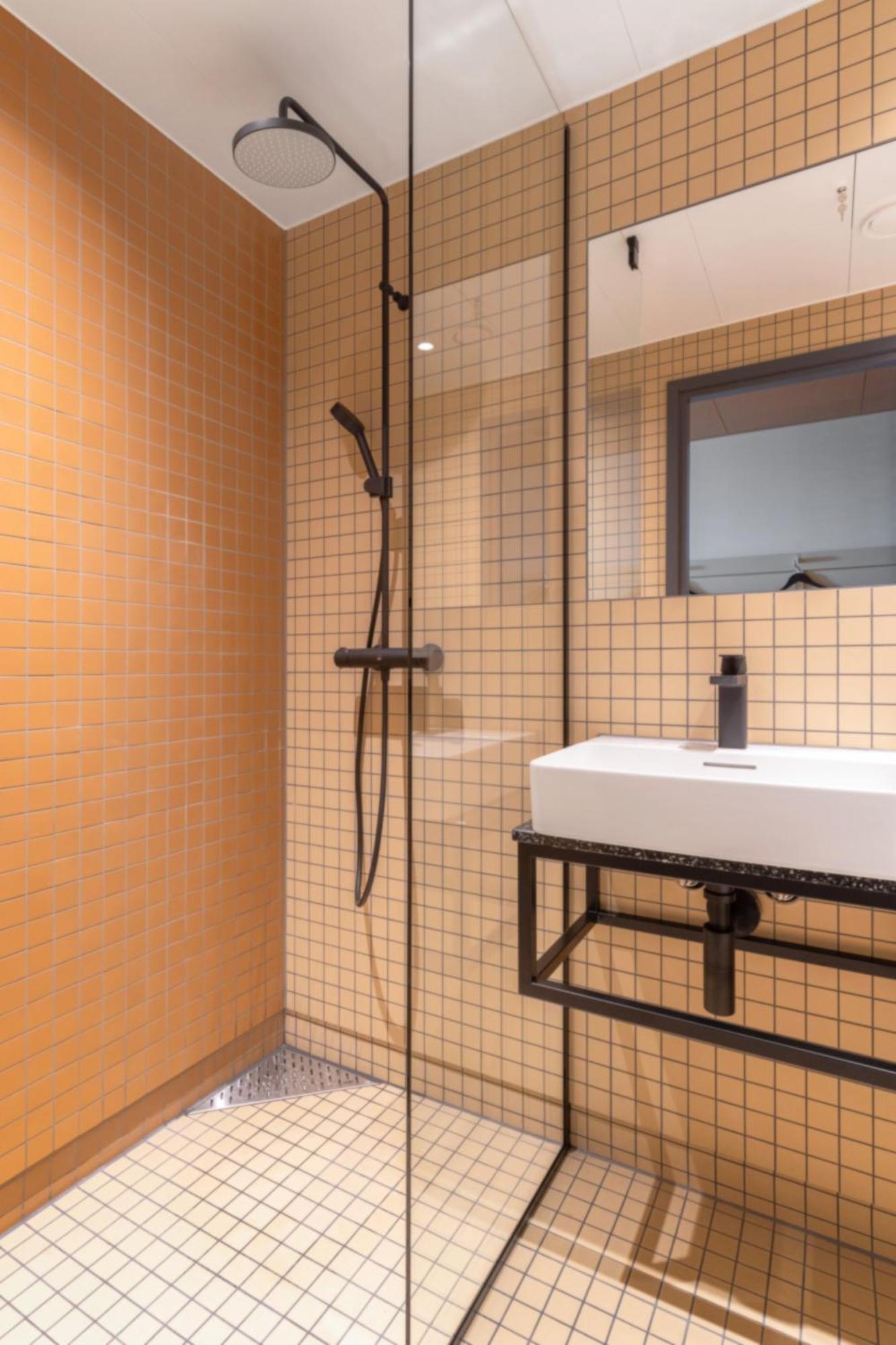 Comfort Hotel Helsinki Airport Vantaa Exterior photo